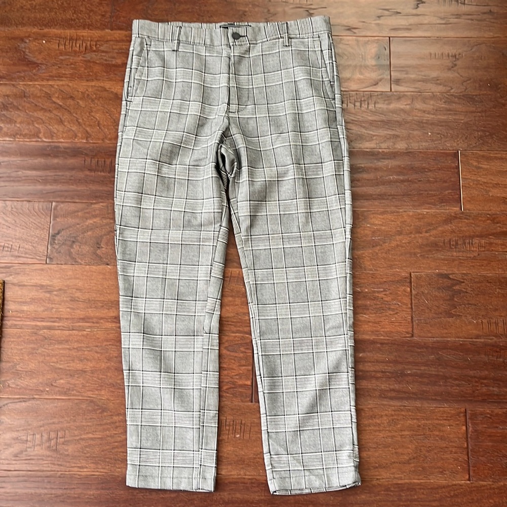 Forever 21 Mens Black and White Plaid Pants